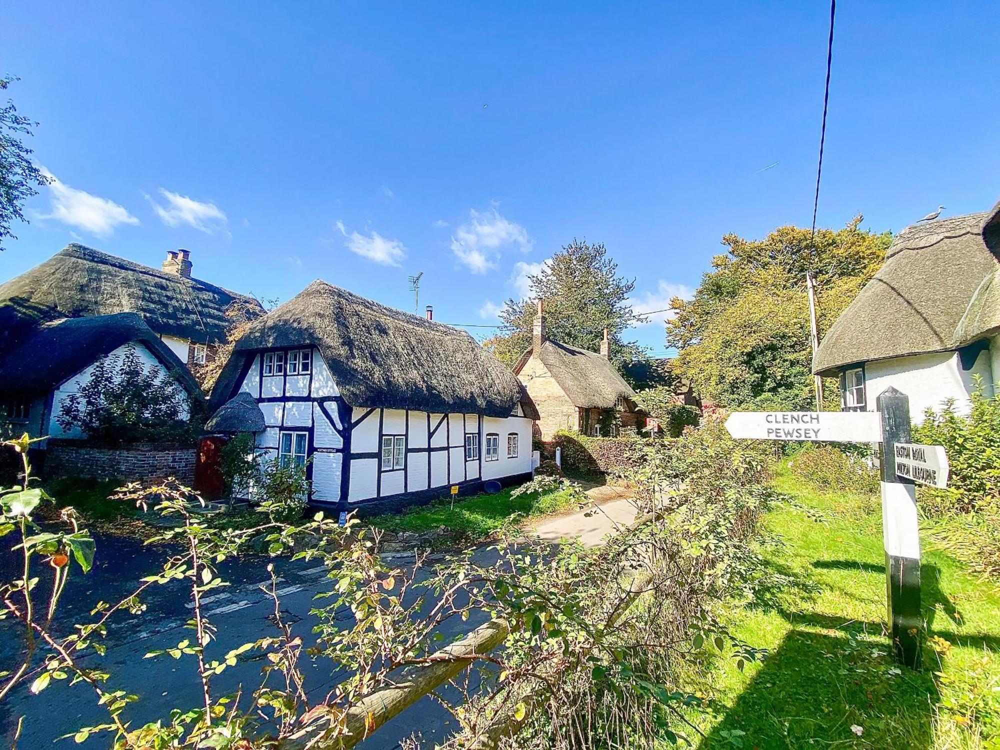 Mortimer Cottage Wootton Rivers 外观 照片